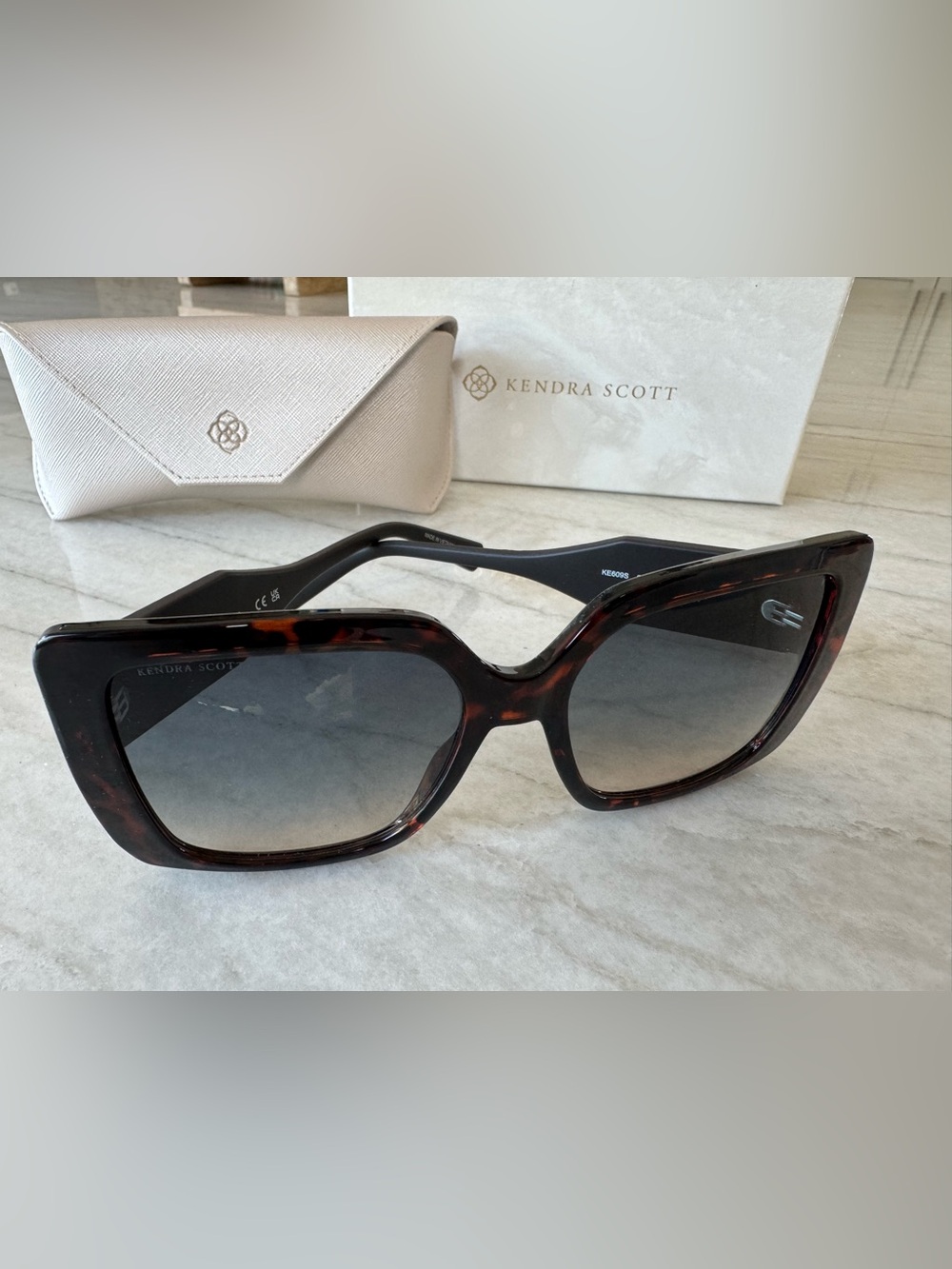 Kendra Scott Dark Tortoise Shell Sunglasses in Brown and Black